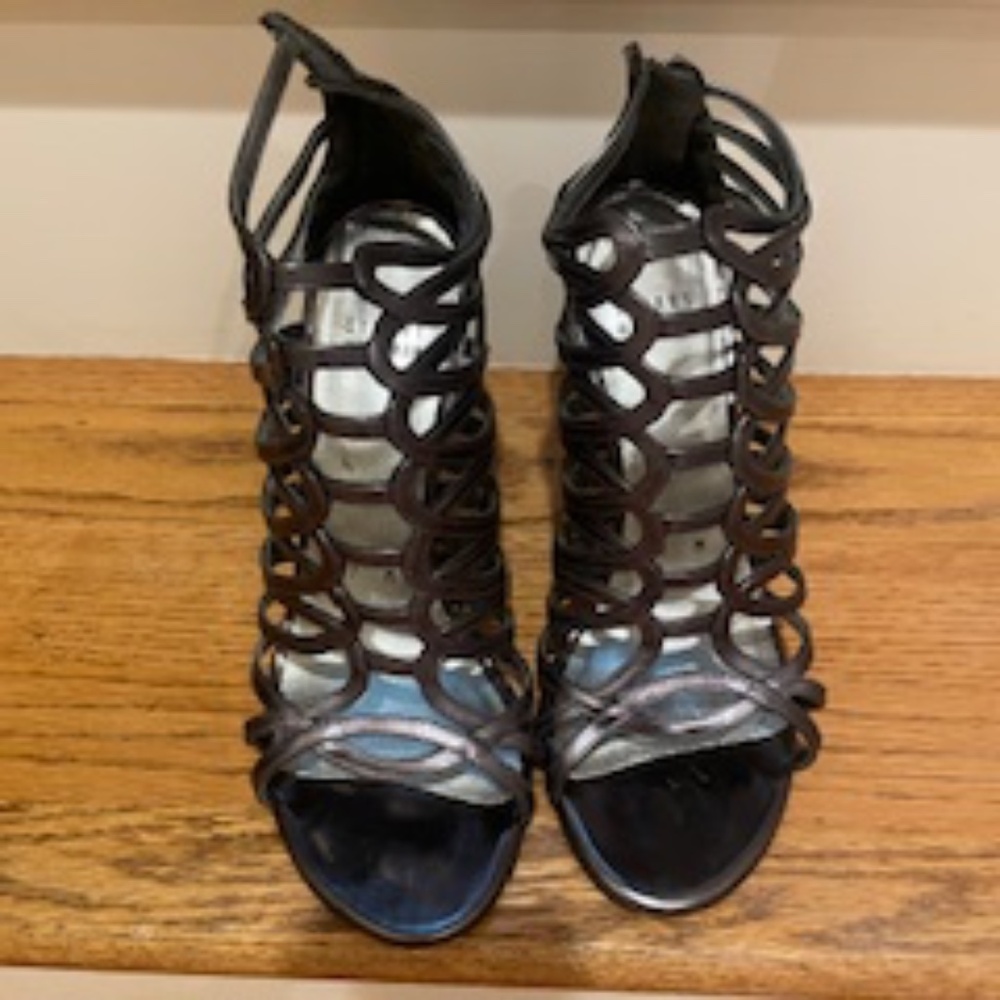 Stuart Weitzman Platinum Strappy Heeled Sandals Size 7